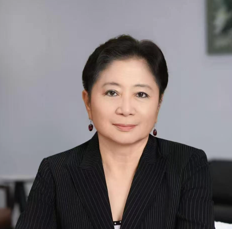  Catherine Huang